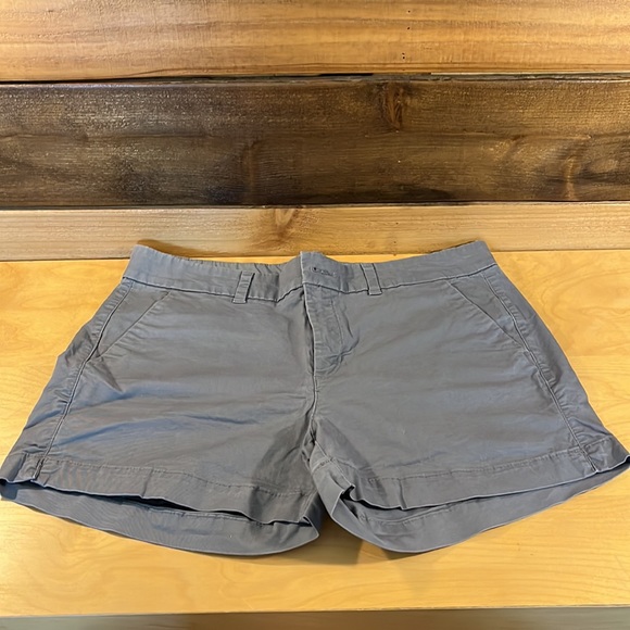 Old Navy shorts bundle. 2 denim cut offs and 1 everyday shorts sz 12 - Picture 8 of 11